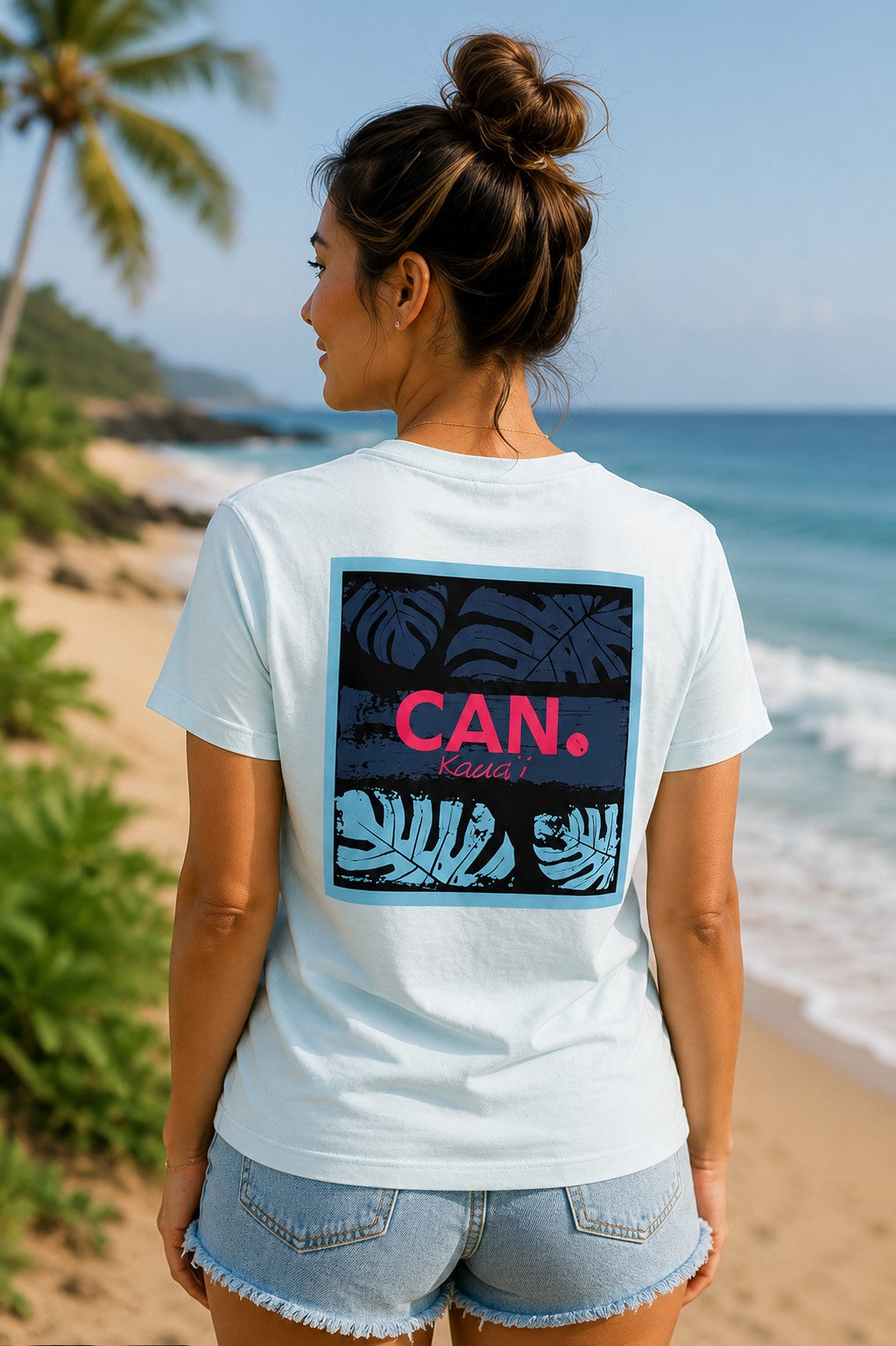 CAN. Kaua‘i Monstera Women’s Tee