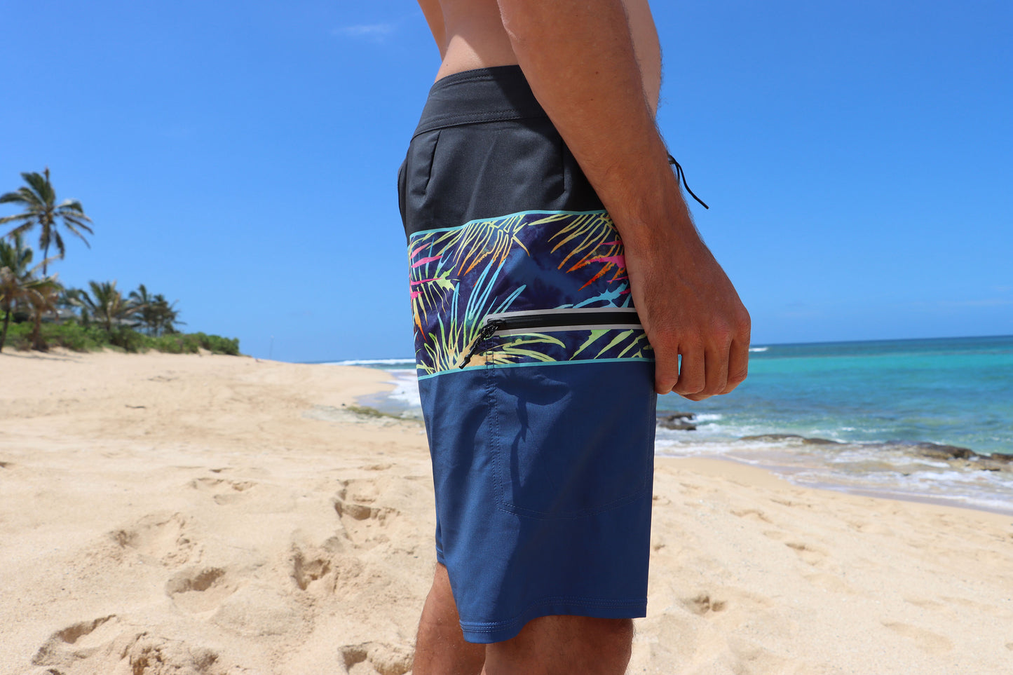 Tropical Tie-dye 19" Boardshort